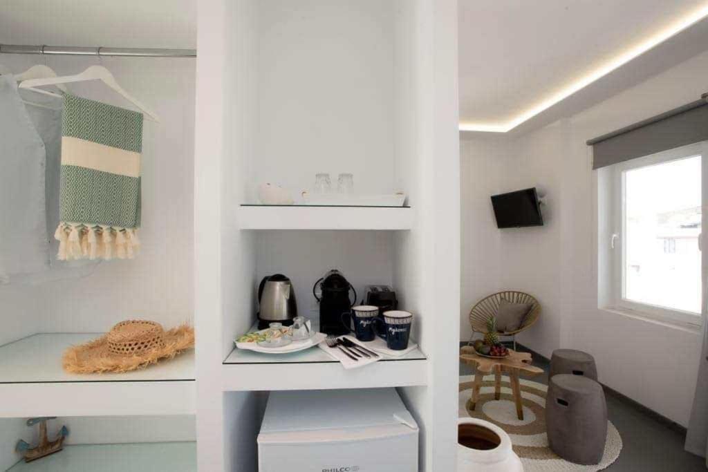 Jonaz Suites Mykonos Town Exterior photo