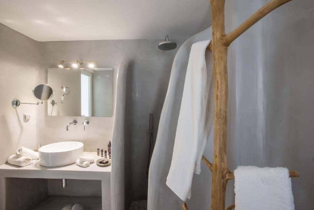 Jonaz Suites Mykonos Town Exterior photo